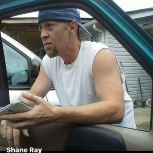 Meet your Posher, Dennis